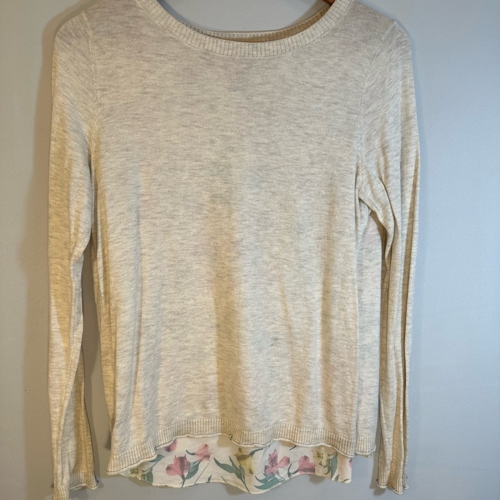 Merona Womens Sweater Size SP Knit Long Sleeve Flower Fabric Layered Back Tan